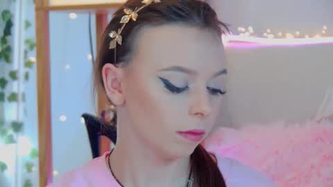 Snapshot of elisabethdavis chatting on September 14, 2025, 3:11 pm ElisabethDavis online show from September 14, 2025, 3:11 pm