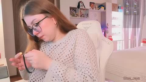 Elise    online show from October 13, 2025, 1:00 pm