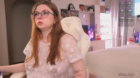 Elise    online show from October 19, 2025, 11:11 am