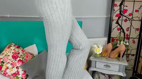 Snapshot of eliseshining chatting on January 9, 2025, 12:41 pm Elise online show from January 9, 2025, 12:41 pm