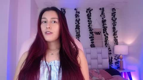 Snapshot of elisevalmont chatting on April 16, 2026, 3:29 am ELISE online show from April 16, 2026, 3:29 am