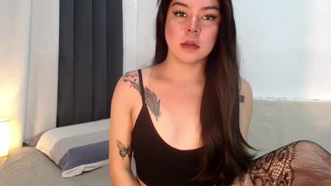 Elise online show from January 19, 2026, 10:41 am