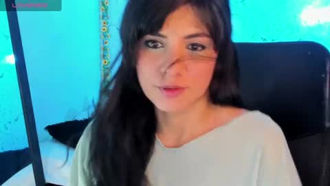 E L I S S A online show from June 16, 2026, 1:08 am