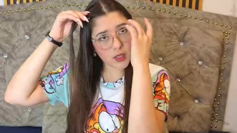 Snapshot of elisvega chatting on March 3, 2026, 8:59 pm elisvega online show from March 3, 2026, 8:59 pm