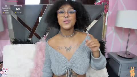 Snapshot of elit_noa chatting on December 31, 2024, 5:00 am elit noa online show from December 31, 2024, 5:00 am