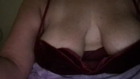 Snapshot of eliterd chatting on October 3, 2025, 12:40 am eliterd online show from October 3, 2025, 12:40 am