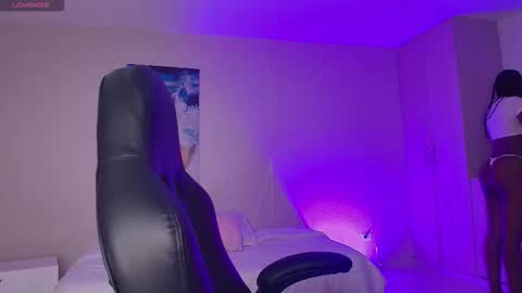 ELIZA online show from October 17, 2025, 11:57 am