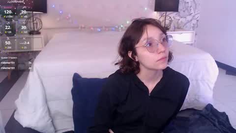 Eliza online show from November 28, 2025, 7:27 pm