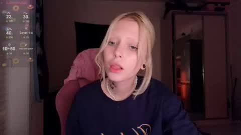 Elizabeth online show from October 12, 2025, 7:13 pm