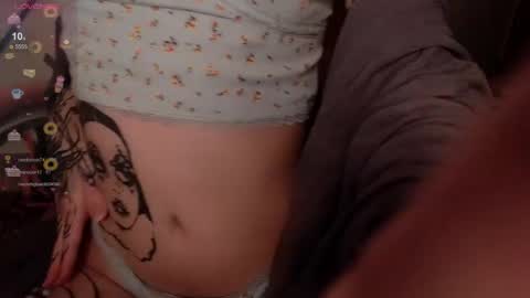 Elizabeth online show from November 25, 2025, 4:07 pm