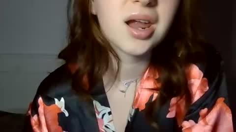 Elizabet 18 online show from February 16, 2025, 7:05 pm