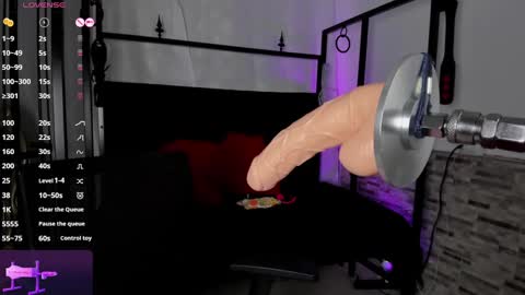 Snapshot of elizabetcooper chatting on October 2, 2025, 12:28 am Elizabeth online show from October 2, 2025, 12:28 am