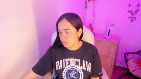 Snapshot of elizabeth_ellie chatting on February 19, 2026, 1:18 pm Elizabeth online show from February 19, 2026, 1:18 pm