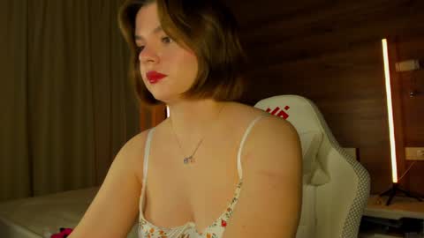 Elizabeth online show from May 21, 2026, 12:28 am