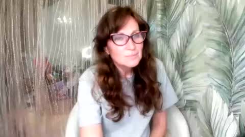 Snapshot of elizabeth_hottt chatting on June 30, 2026, 12:28 pm elizabeth_hottt online show from June 30, 2026, 12:28 pm