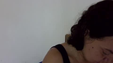 Snapshot of elizabeth_martinez_ chatting on October 24, 2025, 6:37 pm Elizabeth Martinez online show from October 24, 2025, 6:37 pm