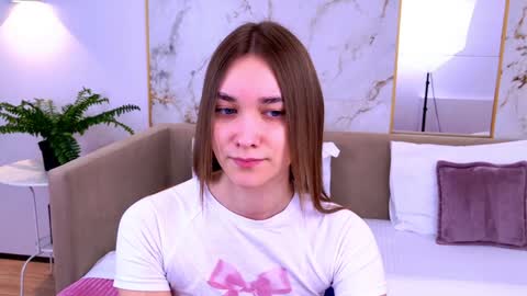 Snapshot of elizabethcash chatting on February 4, 2025, 3:26 pm Elizabeth online show from February 4, 2025, 3:26 pm