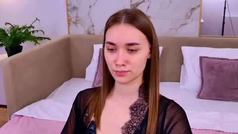 Snapshot of elizabethcash chatting on February 9, 2025, 10:43 pm Elizabeth online show from February 9, 2025, 10:43 pm