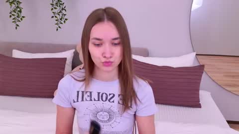 Snapshot of elizabethcash chatting on February 25, 2025, 3:16 pm Elizabeth online show from February 25, 2025, 3:16 pm