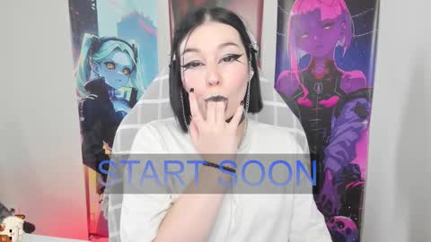 Snapshot of elizabethflowerr chatting on November 13, 2025, 2:32 am Eli online show from November 13, 2025, 2:32 am