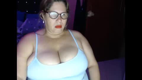 Elizabeth online show from November 2, 2025, 11:12 am