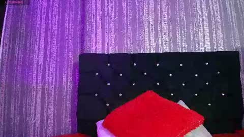 Snapshot of elizabetth_roman chatting on July 1, 2026, 2:18 pm elizabetth_roman online show from July 1, 2026, 2:18 pm