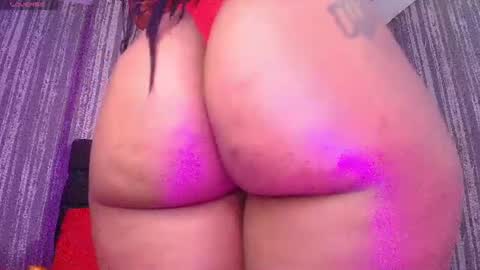 Snapshot of elizabetth_roman chatting on July 6, 2026, 3:03 pm elizabetth_roman online show from July 6, 2026, 3:03 pm