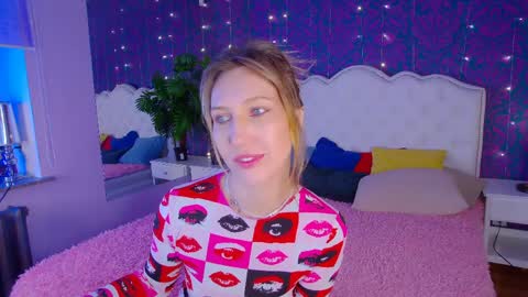 Snapshot of elizamayers chatting on March 30, 2026, 9:05 pm Linda online show from March 30, 2026, 9:05 pm