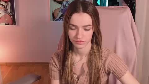elizzza_ online show from July 7, 2026, 5:21 am