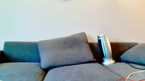 elkafit28 online show from February 24, 2025, 8:17 am