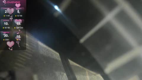 Lina online show from April 15, 2026, 7:10 pm