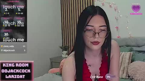 Chloe online show from May 26, 2026, 9:33 pm