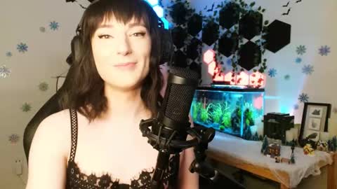 Snapshot of ella_ecstasy chatting on January 18, 2025, 2:14 am Ella Ecstasy online show from January 18, 2025, 2:14 am