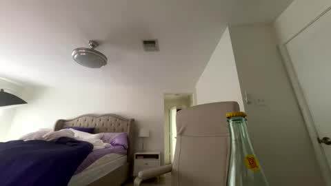 ella_ella_ella_ay online show from October 7, 2025, 7:55 pm