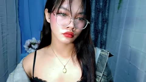 Snapshot of ella_fuma chatting on November 14, 2025, 9:57 pm Ella online show from November 14, 2025, 9:57 pm