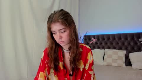 Ella Mayers online show from February 15, 2025, 4:36 am