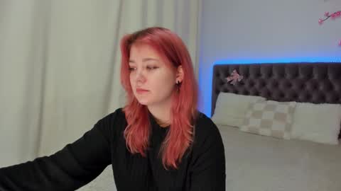 Ella Mayers online show from October 27, 2025, 1:59 pm