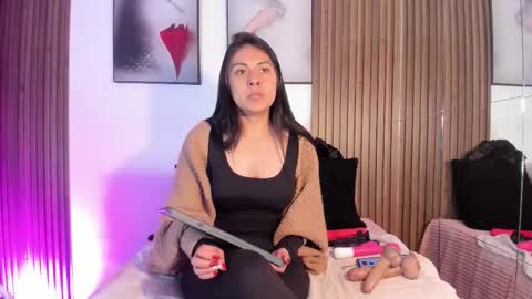 Snapshot of ella_rouse1 chatting on January 19, 2026, 3:16 pm ella rouse online show from January 19, 2026, 3:16 pm