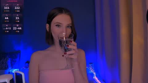 Snapshot of ellaamber chatting on January 9, 2025, 10:31 pm ellaamber online show from January 9, 2025, 10:31 pm
