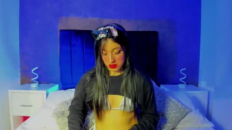 Snapshot of ellaamuller chatting on December 29, 2024, 5:53 am Ellaa Muller online show from December 29, 2024, 5:53 am