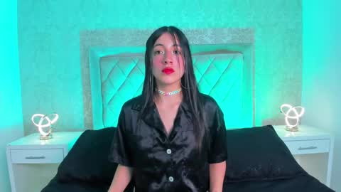 Snapshot of ellaamuller chatting on January 11, 2025, 1:48 am Ellaa Muller online show from January 11, 2025, 1:48 am