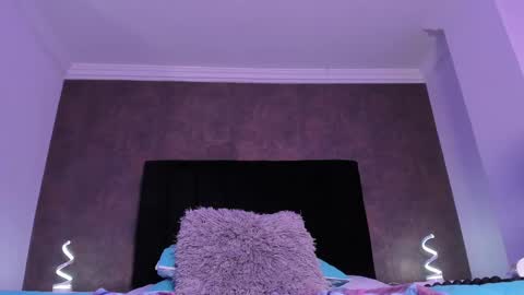 Snapshot of ellaamuller chatting on February 5, 2025, 8:32 am Ellaa Muller online show from February 5, 2025, 8:32 am