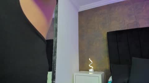 Snapshot of ellaamuller chatting on February 11, 2025, 9:03 pm Ellaa Muller online show from February 11, 2025, 9:03 pm