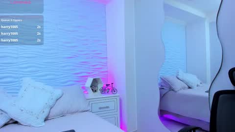 Snapshot of ellaamuller chatting on March 9, 2025, 3:01 am Ellaa Muller online show from March 9, 2025, 3:01 am