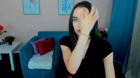 Snapshot of ellaasteele chatting on September 24, 2025, 1:25 pm ellaasteele online show from September 24, 2025, 1:25 pm