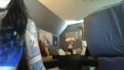 Ella online show from January 16, 2026, 7:29 pm