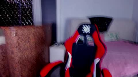 Snapshot of ellabloom chatting on February 11, 2026, 3:06 pm Ella online show from February 11, 2026, 3:06 pm