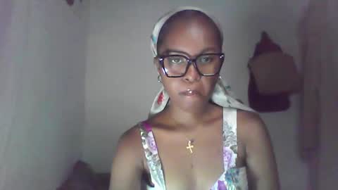 Snapshot of ellah245 chatting on February 16, 2026, 1:18 pm ellah245 online show from February 16, 2026, 1:18 pm