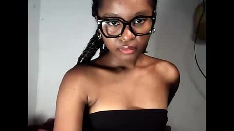 Snapshot of ellah245 chatting on March 2, 2026, 11:00 pm ellah245 online show from March 2, 2026, 11:00 pm