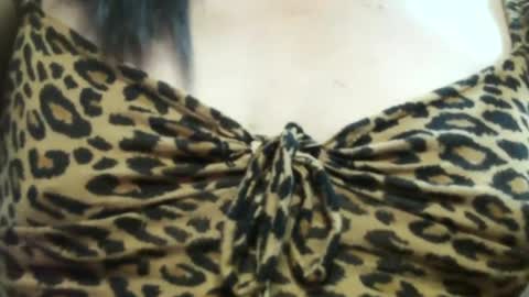 Snapshot of ellah_morena chatting on January 25, 2025, 6:55 am Ellah online show from January 25, 2025, 6:55 am